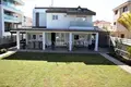 Villa de tres dormitorios 350 m² Chipre, Chipre