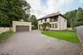 Casa 6 habitaciones 321 m² Riga, Letonia