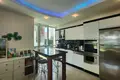 Appartement 3 chambres 130 m² Obakoy, Turquie