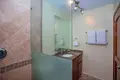 1 bedroom condo 48 m² West Bay, Honduras