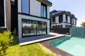 6 room villa 275 m² Muratpasa, Turkey