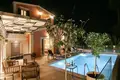 5 bedroom villa 280 m² Afra, Greece