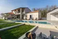 Dom 4 pokoi 300 m² Opcina Tinjan, Chorwacja