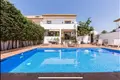 4-Schlafzimmer-Villa 440 m² San Pedro Alcantara, Spanien