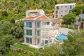 Villa 8 rooms  Budva, Montenegro