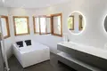 5-Schlafzimmer-Villa 440 m² Calp, Spanien