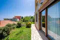 3-Schlafzimmer-Villa 430 m² Budva, Montenegro