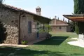 Commercial property 1 700 m² in Tuscany, Italy