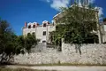 Haus 1 010 m² Ulcinj, Montenegro