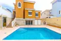 4 bedroom apartment 253 m², All countries