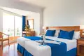 Hotel 10 500 m² in Almogia, Spain