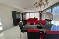 4 bedroom Villa 467 m² Dobra Voda, Montenegro