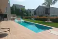Вилла 8 комнат 480 м² Бююкчекмедже, Турция
