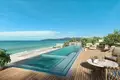 Wohnkomplex Gated complex of townhouses with swimming pools on the first sea line, Bang Tao, Phuket, Thailand