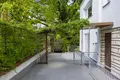 Commercial property 220 m² in Warsaw, Poland