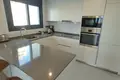Mieszkanie 2 pokoi 80 m² w Benidorm, Hiszpania