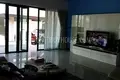 villa de 3 chambres 225 m² Si Sunthon, Thaïlande