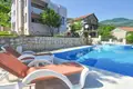 4-Schlafzimmer-Villa 260 m² Bijela, Montenegro