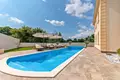 Villa de 4 dormitorios 180 m² Grad Pula, Croacia