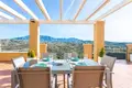 Mieszkanie 3 pokoi 130 m² Mijas, Hiszpania