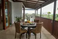3-Schlafzimmer-Villa 550 m² Belumbang, Indonesien