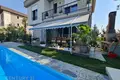 Villa de 4 habitaciones 800 m² Ishem, Albania