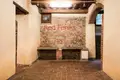 Commercial property 2 200 m² in Florence, Italy
