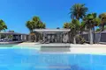 3 bedroom bungalow 325 m² Tatlisu, Northern Cyprus