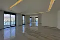 Mieszkanie 5 pokojów 325 m² Mediterranean Region, Turcja