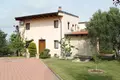 4 bedroom Villa 390 m² Nea Fokea, Greece