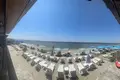 Отель 4* на берегу моря с собственным пляжем в Стамбуле.