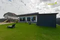 Haus 78 m² Astrosycy, Belarus