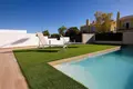 Villa de tres dormitorios 130 m² Campello, España