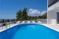 4 room house 300 m² Solin, Croatia