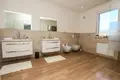 villa de 5 dormitorios 450 m² Grad Porec, Croacia