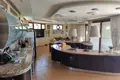 Casa 4 habitaciones 970 m² Agios Tychonas, Chipre