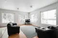 4 bedroom house 298 m² Petaejaevesi, Finland