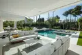 6 bedroom villa 843 m² Marbella, Spain