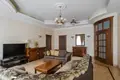 3 bedroom apartment 180 m² in Central Administrative Okrug, Russia