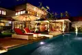 Вилла 4 спальни 500 м² Kerobokan Kelod, Индонезия