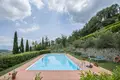 Miethaus 1 240 m² Arezzo, Italien