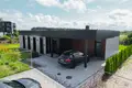 3 bedroom house 230 m² Spunciems, Latvia