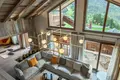 Chalet 6 bedrooms  in Les Allues, France