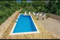 3-Schlafzimmer-Villa 170 m² Milohnici, Kroatien