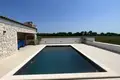 Villa de tres dormitorios 286 m² Grad Pula, Croacia