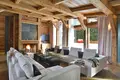 Dom drewniany w stylu górskim 17 pokojów 1 500 m² Megeve, Francja