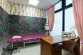 Commercial property 1 room 233 m² in Warsaw, Poland
