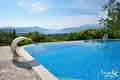 3 bedroom villa 187 m² Tivat, Montenegro