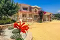 Dom 4 pokoi  Agios Amvrosios, Cyprus