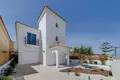 4-Schlafzimmer-Villa 191 m² Torrevieja, Spanien